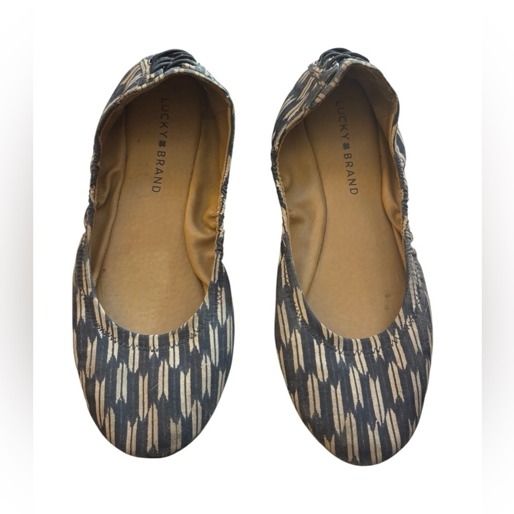 Boho Lucky Brand Women's Navy and Cream Ballet Slip-ons | Size 8.5